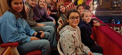 Kinderopernbesuch der 1B und 2B