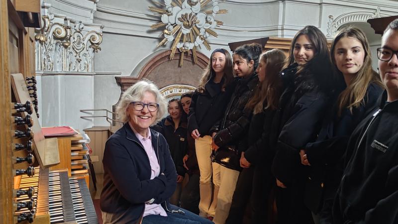 4D besucht die Orgel